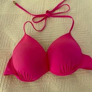 Victoria’s Secret bikini top